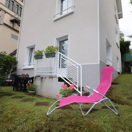 A Avec Jardin Privatif Et Parking, Ideal Pour 4 Pers., A Proximite Du Centre - Fr-1-742-172 *