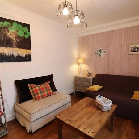 Vakantiehuis A Avec Jardin Privatif Et Parking, Ideal Pour 4 Pers., A Proximite Du Centre - Fr-1-742-172